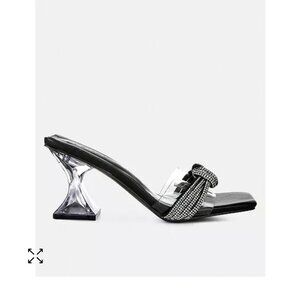 London rag rhinestone sandal